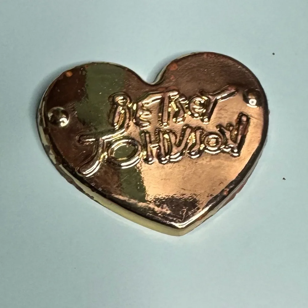 Betsey Johnson Tee Gold Glitter T-Strap High Heel Shoes Size 8 - Picture 11 of 14